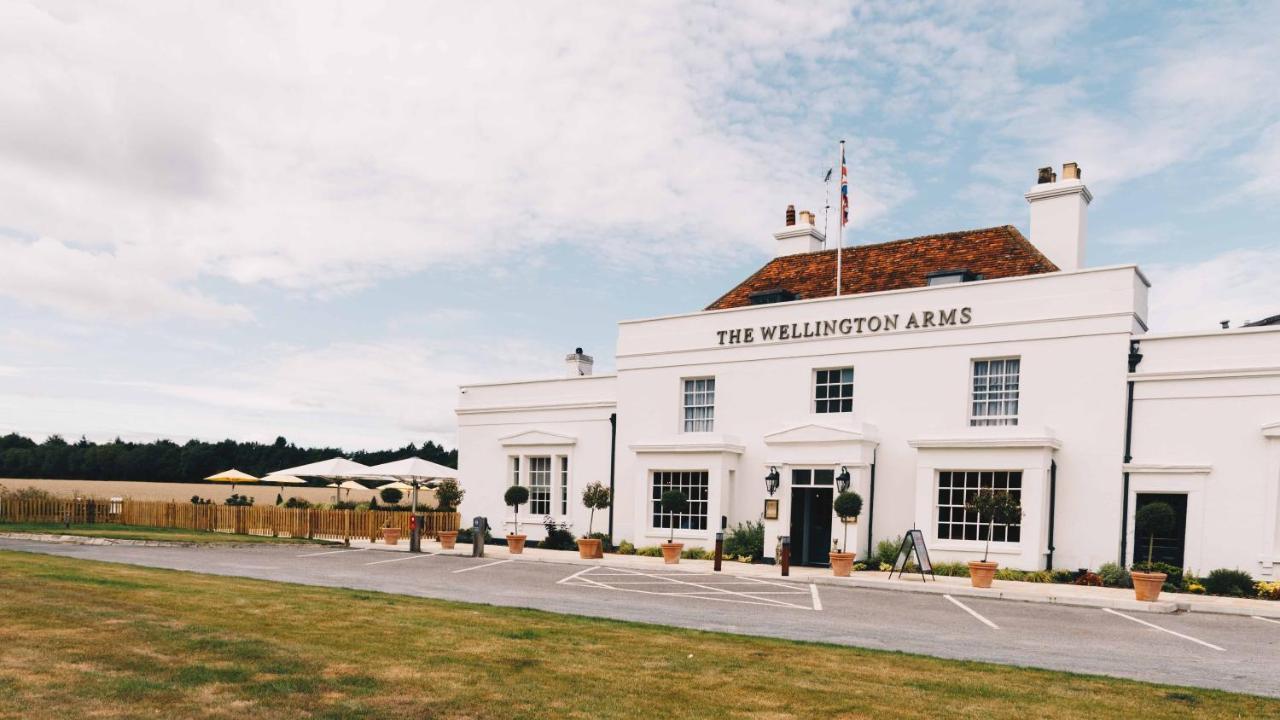 The Wellington Arms - Basingstoke-Reading Hotell Heckfield Eksteriør bilde